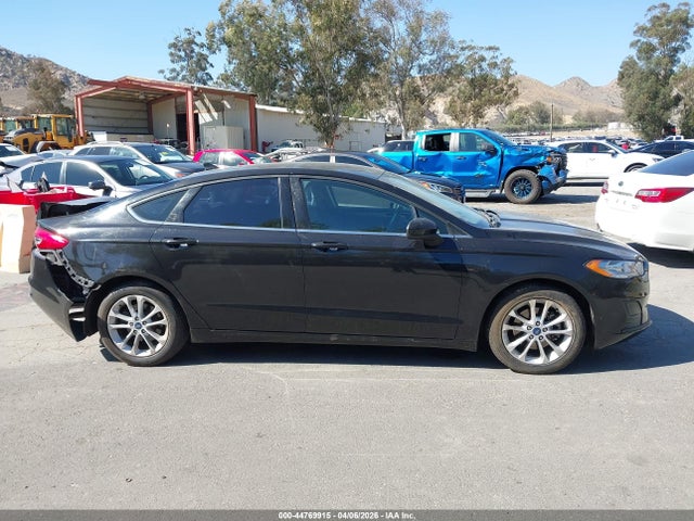 3FA6P0H70LR238724 Ford FUSION SE