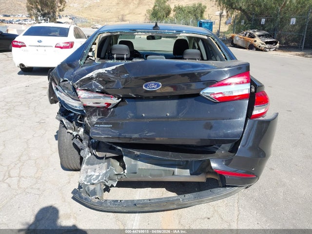 3FA6P0H70LR238724 Ford FUSION SE