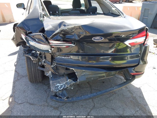 3FA6P0H70LR238724 Ford FUSION SE