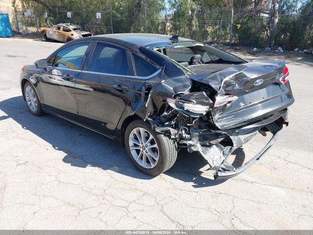 3FA6P0H70LR238724 Ford FUSION SE