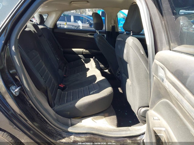 3FA6P0H70LR238724 Ford FUSION SE