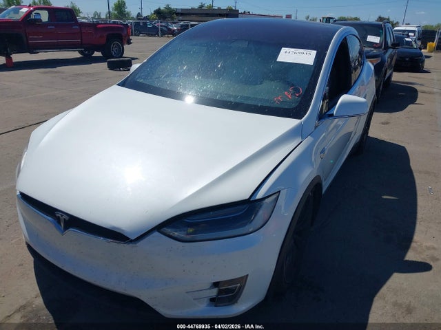 44769935 :رقم المزاد ، 5YJXCAE26HF079371 vin ، 2017 Tesla Model X 100d/75d/90d مزاد بيع