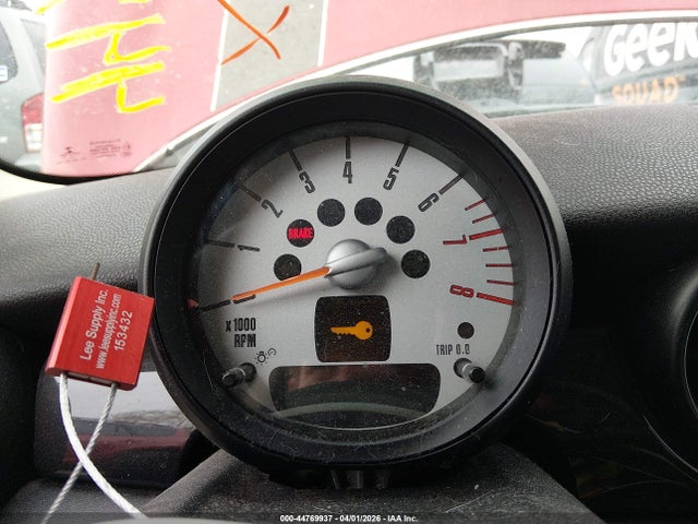 2011 MINI COOPER S WMWSV3C56BTY20732 Photo 6