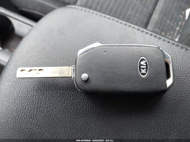 KIA SOUL S 2021 KNDJ23AU8M7754777 Image 11
