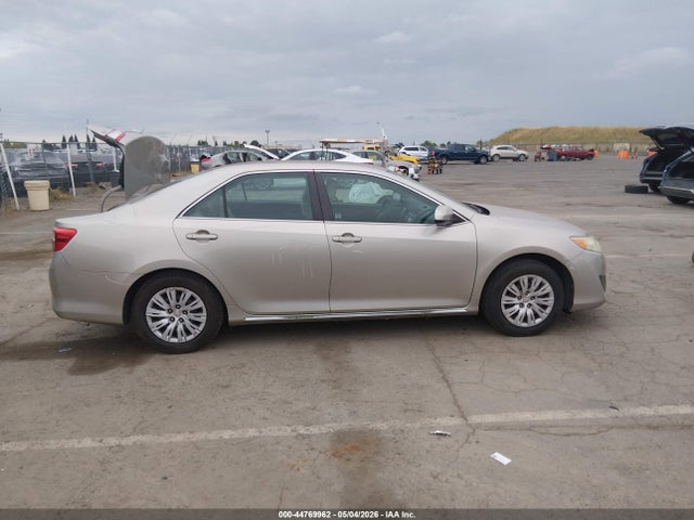Aukcja sprzedaży 2014 Toyota Camry Le, vin: 4T4BF1FK7ER405733, numer aukcji: 44769962