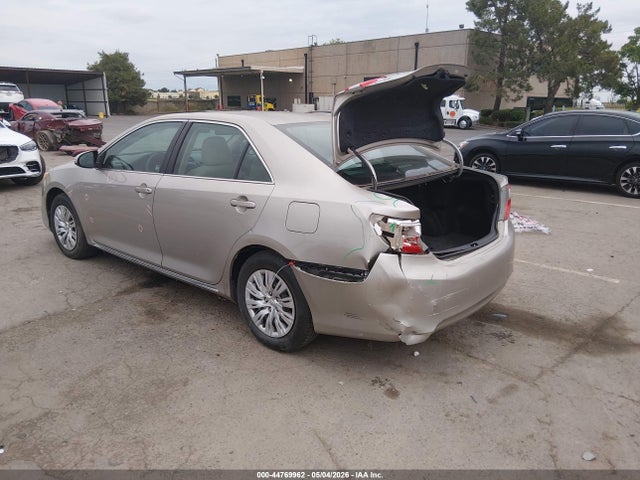Aukcja sprzedaży 2014 Toyota Camry Le, vin: 4T4BF1FK7ER405733, numer aukcji: 44769962