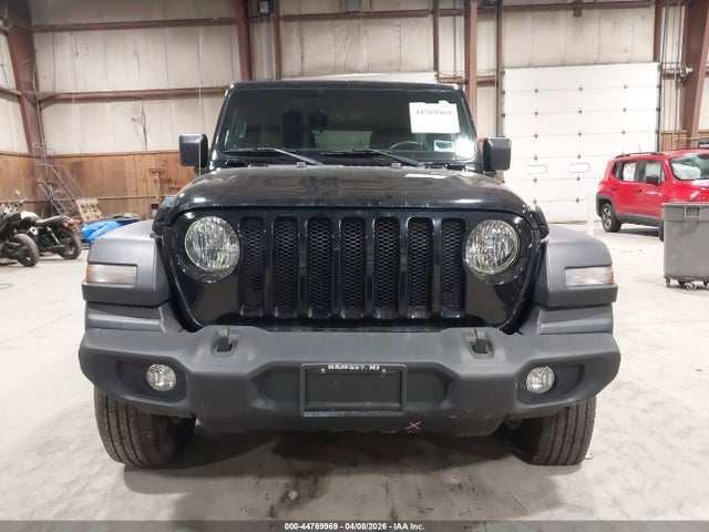 Продажа на аукционе авто 2018 Jeep Wrangler Unlimited Sport S 4x4, vin: 1C4HJXDN8JW198923, номер лота: 44769969