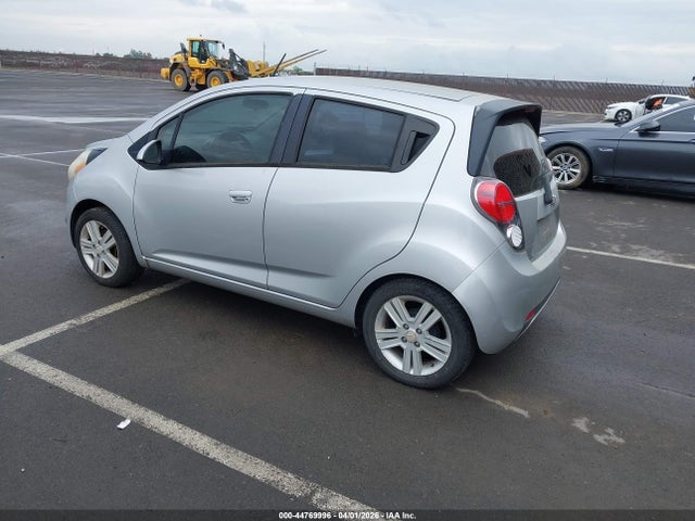 Chevrolet Spark 1lt Auto 2014 KL8CD6S95EC514294 Image 3