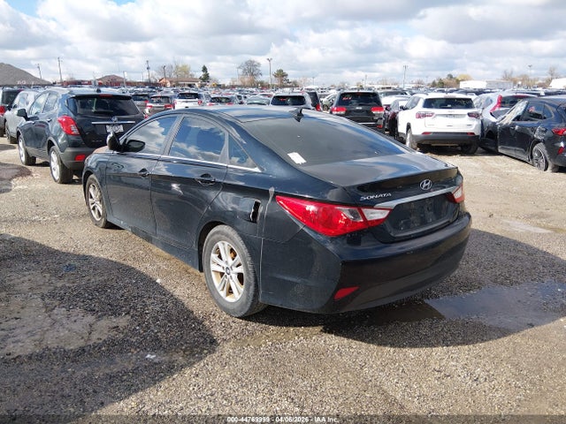 2014 Hyundai Sonata Gls მანქანა იყიდება აუქციონზე, vin: 5NPEB4ACXEH945547, აუქციონის ნომერი: 44769999