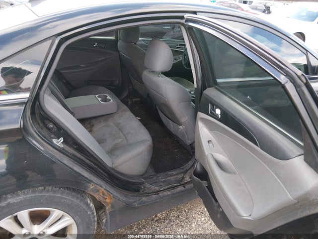 2014 Hyundai Sonata Gls მანქანა იყიდება აუქციონზე, vin: 5NPEB4ACXEH945547, აუქციონის ნომერი: 44769999