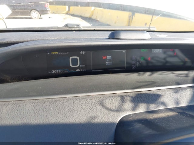 JTDKBRFU8J3603828 Toyota Prius Two