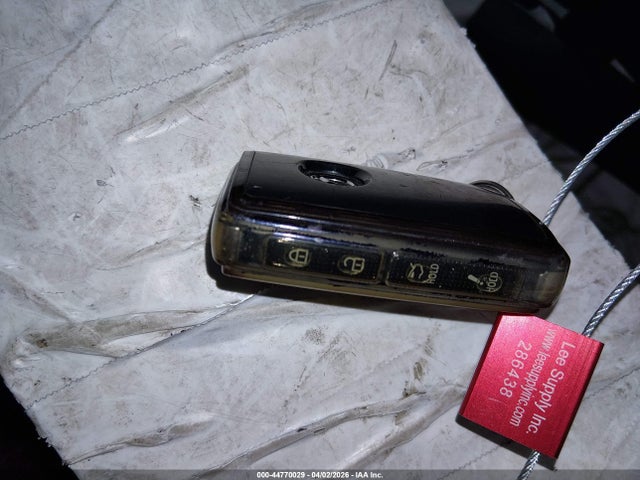 44770029 :رقم المزاد ، 3MZBPBCM5PM357645 vin ، 2023 Mazda Mazda3 مزاد بيع