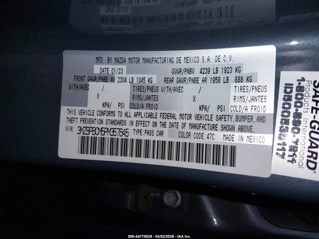 44770029 :رقم المزاد ، 3MZBPBCM5PM357645 vin ، 2023 Mazda Mazda3 مزاد بيع