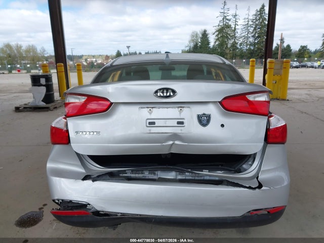 KIA FORTE LX 2015 KNAFK4A62F5395399 Image 17