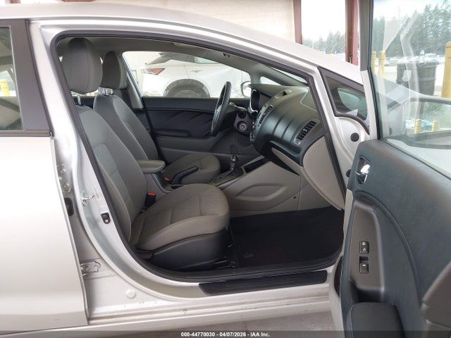 KIA FORTE LX 2015 KNAFK4A62F5395399 Image 5