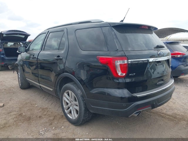 44770056 :رقم المزاد ، 1FM5K8D8XJGB46165 vin ، 2018 Ford Explorer Xlt مزاد بيع