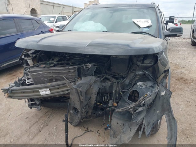 44770056 :رقم المزاد ، 1FM5K8D8XJGB46165 vin ، 2018 Ford Explorer Xlt مزاد بيع