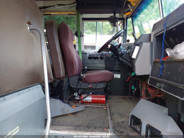 44770096 :رقم المزاد ، 1BAKACPH6BF280004 vin ، 2011 Blue Bird School Bus / Transit Bus مزاد بيع