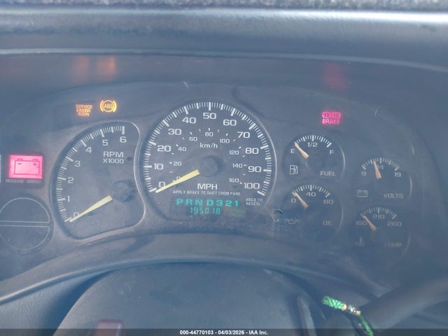 44770103 :رقم المزاد ، 3GKFK16Z52G322815 vin ، 2002 Gmc Yukon Xl 1500 Sle مزاد بيع