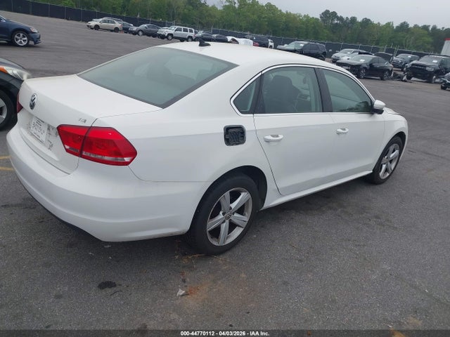 Aukcja sprzedaży 2015 Volkswagen Passat 1.8t Limited Edition, vin: 1VWAT7A34FC078962, numer aukcji: 44770112