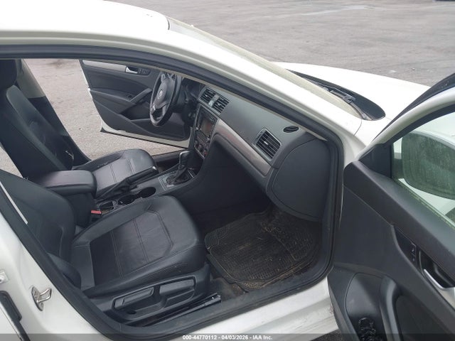 Aukcja sprzedaży 2015 Volkswagen Passat 1.8t Limited Edition, vin: 1VWAT7A34FC078962, numer aukcji: 44770112