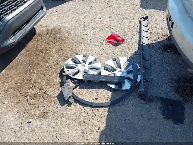 Продаж на аукціоні авто 2023 Tesla Model Y Awd/long Range Dual Motor All-wheel Drive, vin: 7SAYGDEE9PF872184, номер лоту: 44770128