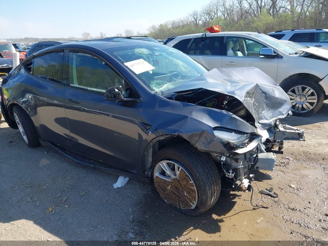Продаж на аукціоні авто 2023 Tesla Model Y Awd/long Range Dual Motor All-wheel Drive, vin: 7SAYGDEE9PF872184, номер лоту: 44770128