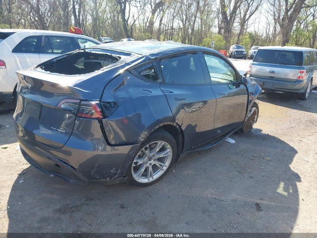 Продаж на аукціоні авто 2023 Tesla Model Y Awd/long Range Dual Motor All-wheel Drive, vin: 7SAYGDEE9PF872184, номер лоту: 44770128
