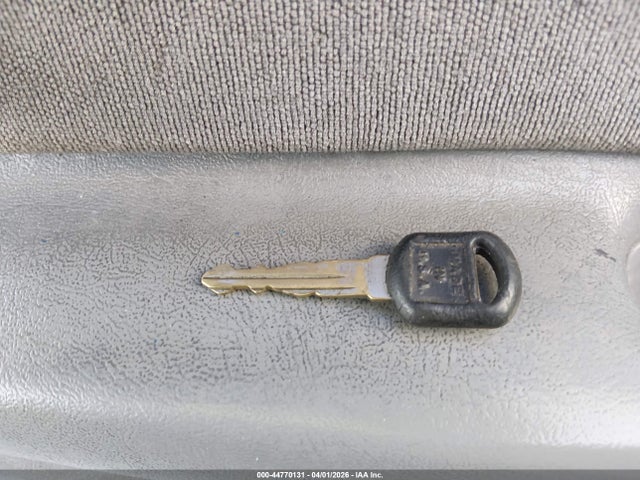 1995 Gmc Sierra C1500 მანქანა იყიდება აუქციონზე, vin: 2GTEC19KXS1502299, აუქციონის ნომერი: 44770131