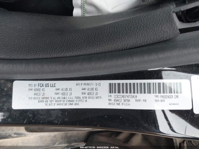 44770138 :رقم المزاد ، 1C3CCCAB1FN715410 vin ، 2015 Chrysler 200 Limited مزاد بيع