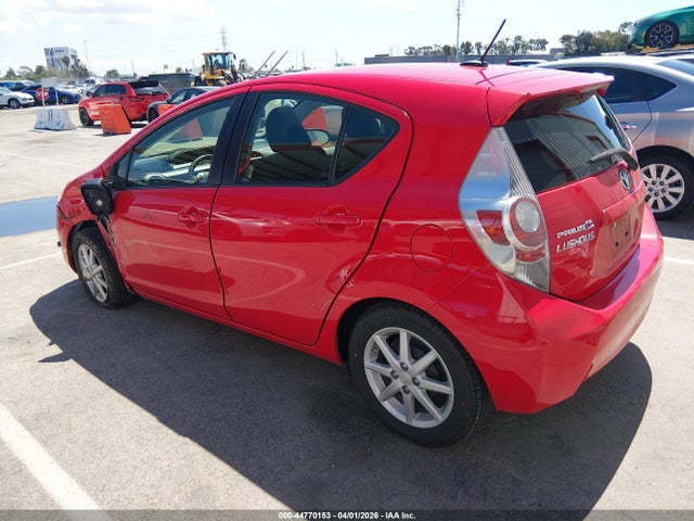 JTDKDTB34E1073234 Toyota Prius C Three