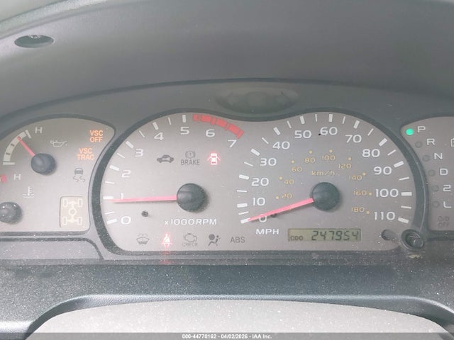44770162 :رقم المزاد ، 5TDBT44A51S057156 vin ، 2001 Toyota Sequoia Sr5 V8 مزاد بيع