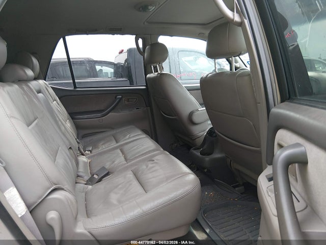 44770162 :رقم المزاد ، 5TDBT44A51S057156 vin ، 2001 Toyota Sequoia Sr5 V8 مزاد بيع