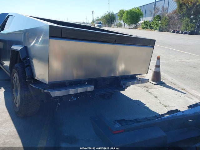 44770185 :رقم المزاد ، 7G2CEHEE0RA033140 vin ، 2024 Tesla Cybertruck Cyberbeast مزاد بيع