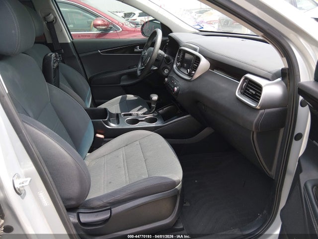 5XYPG4A57LG631855 KIA Sorento 3.3l Lx