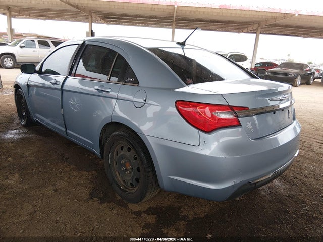Продаж на аукціоні авто 2014 Chrysler 200 Lx, vin: 1C3CCBAGXEN178802, номер лоту: 44770229
