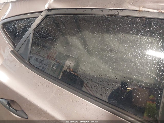 44770247 :رقم المزاد ، KM8JT3AB2BU198620 vin ، 2011 Hyundai Tucson Gl مزاد بيع