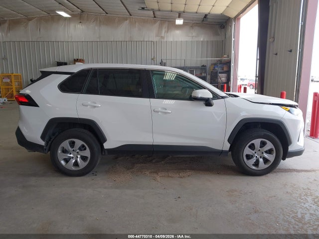 Toyota RAV4 LE 2022 2T3G1RFV0NW260873 Image 13