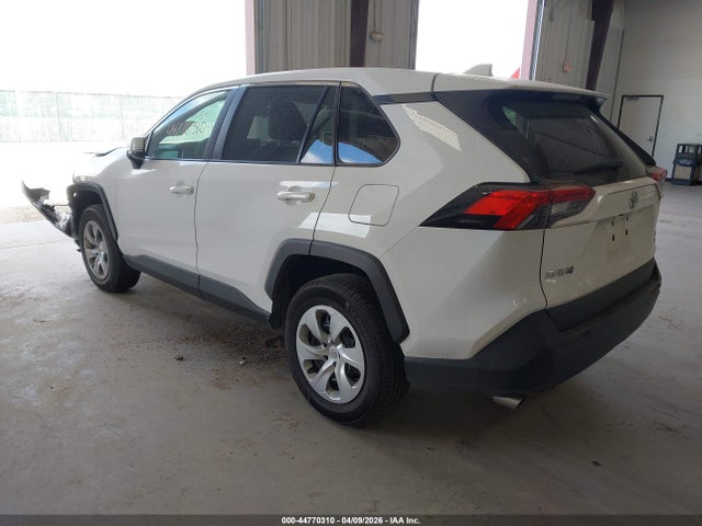 Toyota RAV4 LE 2022 2T3G1RFV0NW260873 Image 3