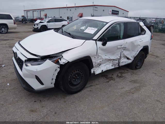 2T3G1RFV2PW347502 Toyota RAV4 LE