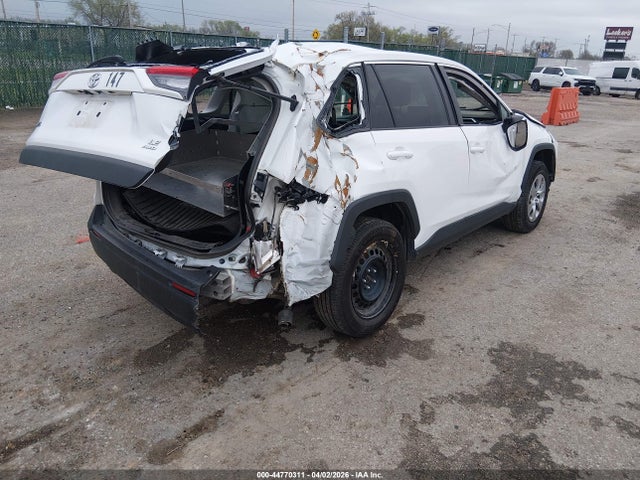 2T3G1RFV2PW347502 Toyota RAV4 LE