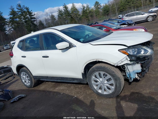 Nissan ROGUE S 2017 5N1AT2MV7HC799469 Image 14