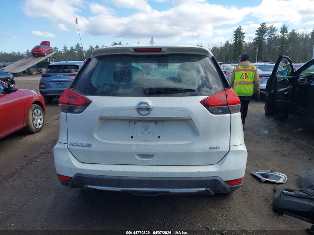 Nissan ROGUE S 2017 5N1AT2MV7HC799469 Image 17