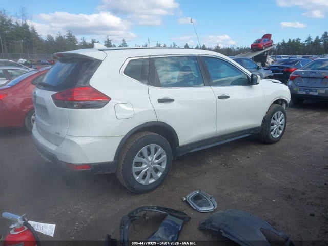 Nissan ROGUE S 2017 5N1AT2MV7HC799469 Image 4