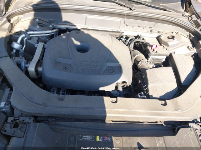 Продаж на аукціоні авто 2021 Volvo Xc60 T5 Inscription, vin: YV4102RL2M1727943, номер лоту: 44770349