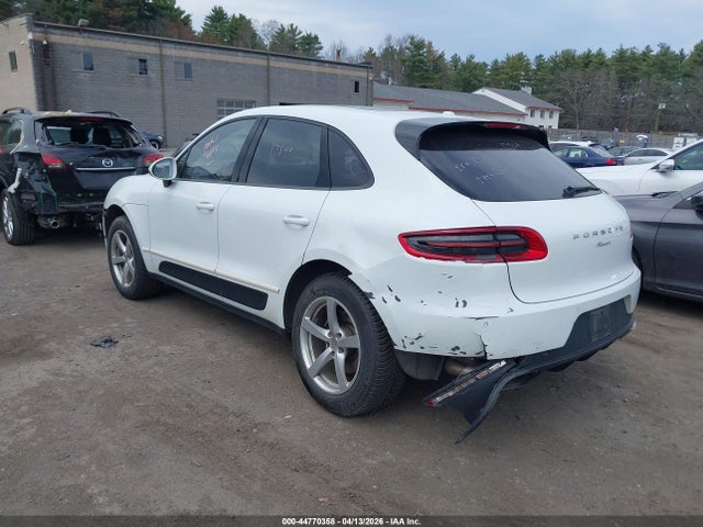 Porsche Macan 2017 WP1AA2A5XHLB05855 Image 3