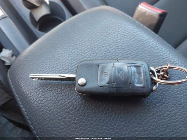 44770414 :رقم المزاد ، 3VWRZ71K98M147431 vin ، 2008 Volkswagen Jetta Se مزاد بيع