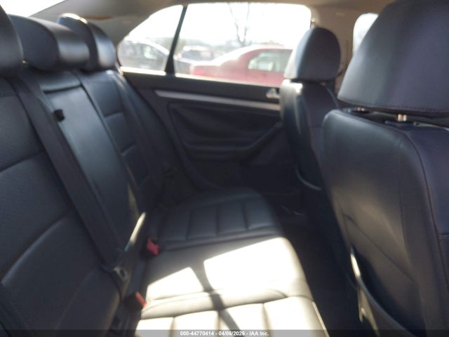 44770414 :رقم المزاد ، 3VWRZ71K98M147431 vin ، 2008 Volkswagen Jetta Se مزاد بيع