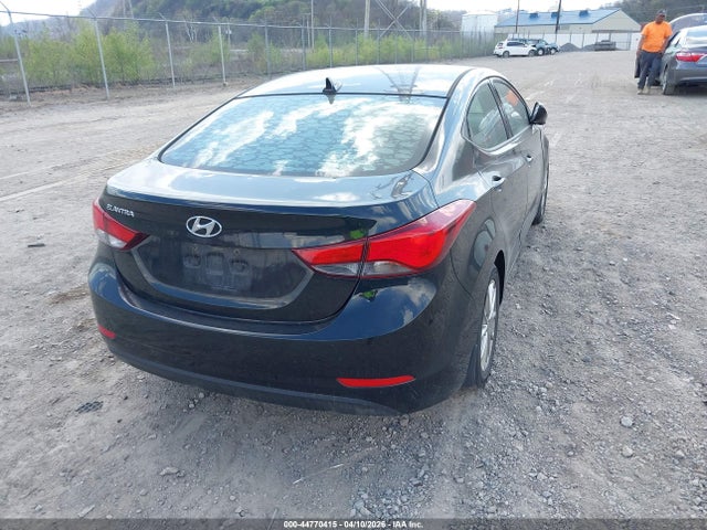 Продажа на аукционе авто 2015 Hyundai Elantra Se, vin: 5NPDH4AEXFH570451, номер лота: 44770415