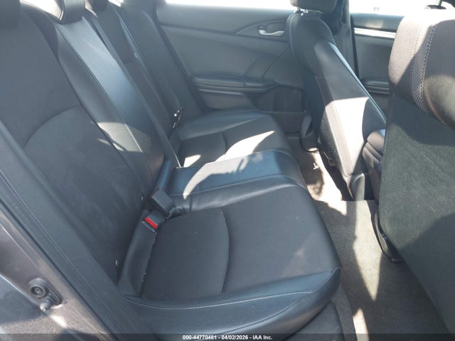 44770481 :رقم المزاد ، 2HGFC2F83MH555568 vin ، 2021 Honda Civic Sport مزاد بيع